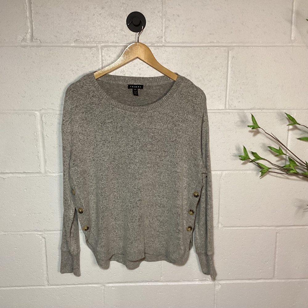 Women’s Tribal Button Sweater | Curved Hem | Lightweight | Small